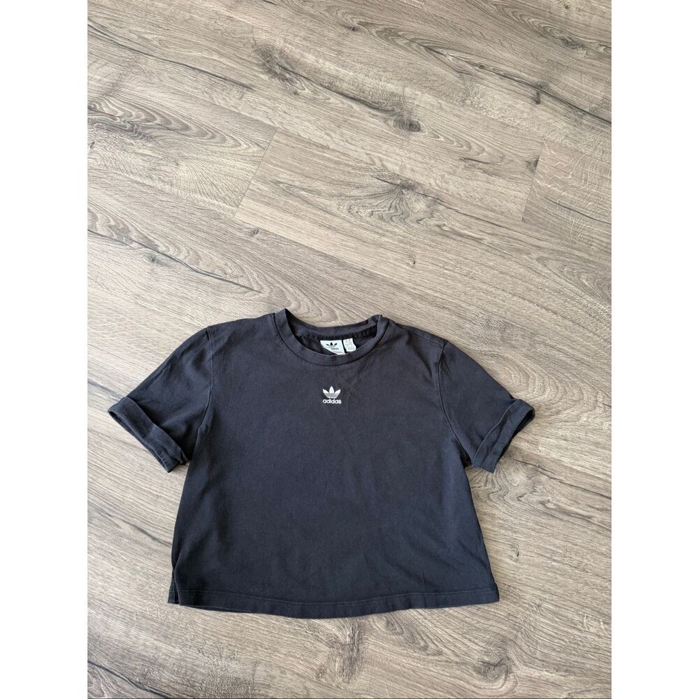 Adidas Originals Womens Trefoil Center Logo Tee Shirt Cropped M Black Cuff